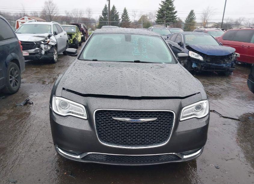 Photo 12 of 2016 Chrysler 300 LIMITED (VIN 2C3CCARG5GH278333)