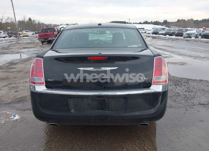 Photo 16 of 2013 Chrysler 300 MOTOWN (VIN 2C3CCARG6DH535172)