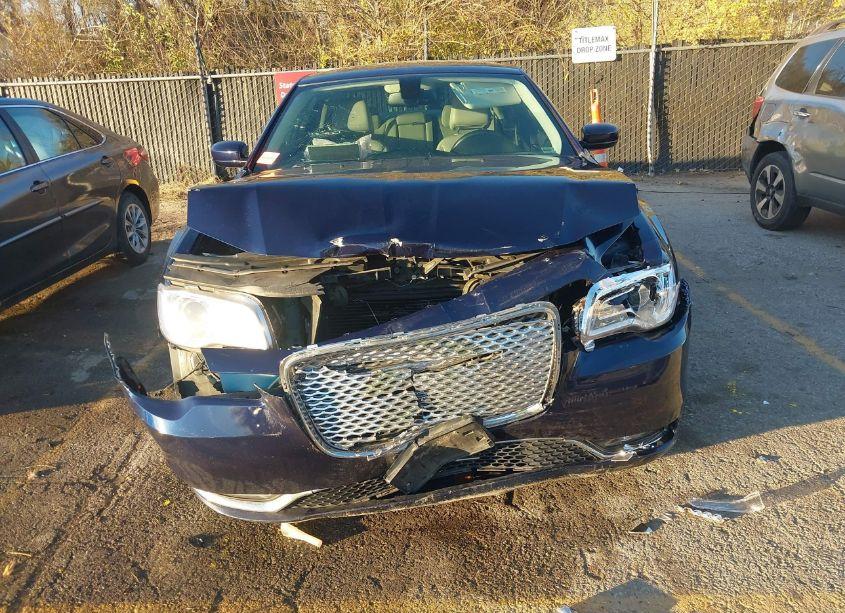 Photo 6 of 2015 Chrysler 300 LIMITED (VIN 2C3CCARG6FH808467)