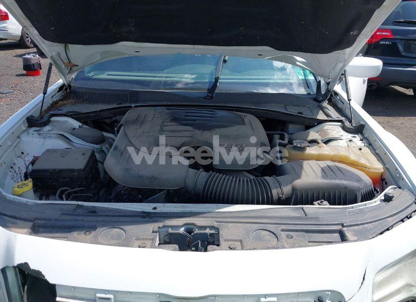 Photo 10 of 2014 Chrysler 300 (VIN 2C3CCARG8EH383381)