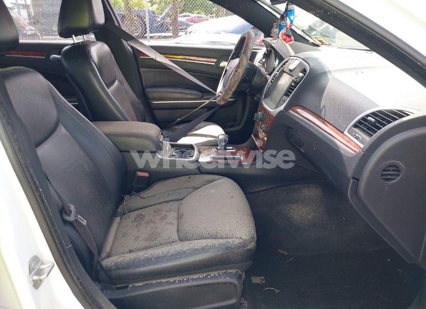 Photo 5 of 2014 Chrysler 300 (VIN 2C3CCARG8EH383381)