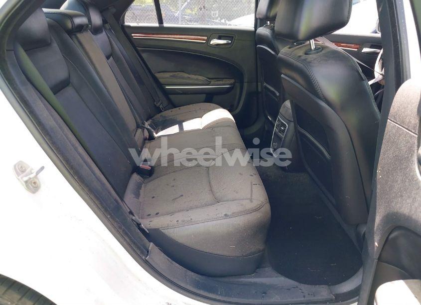 Photo 8 of 2014 Chrysler 300 (VIN 2C3CCARG8EH383381)