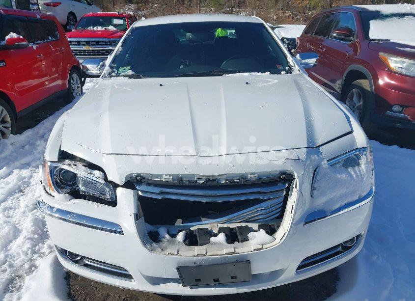 Photo 12 of 2013 Chrysler 300 MOTOWN (VIN 2C3CCARG9DH505759)