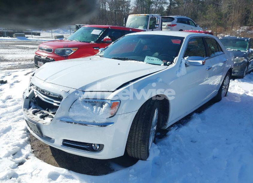 Photo 2 of 2013 Chrysler 300 MOTOWN (VIN 2C3CCARG9DH505759)