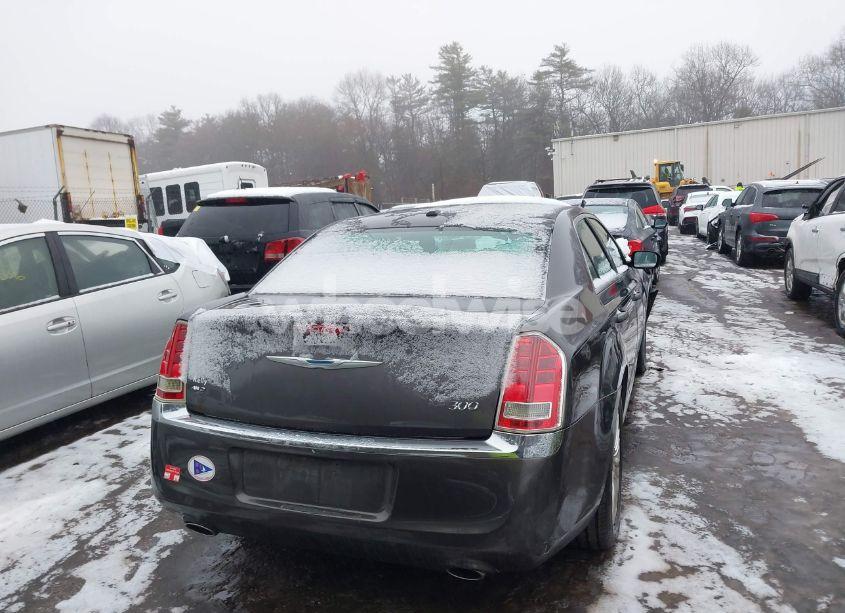 Photo 16 of 2013 Chrysler 300 MOTOWN (VIN 2C3CCARG9DH551981)