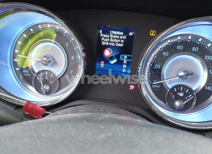 Photo 7 of 2013 Chrysler 300 MOTOWN (VIN 2C3CCARG9DH551981)