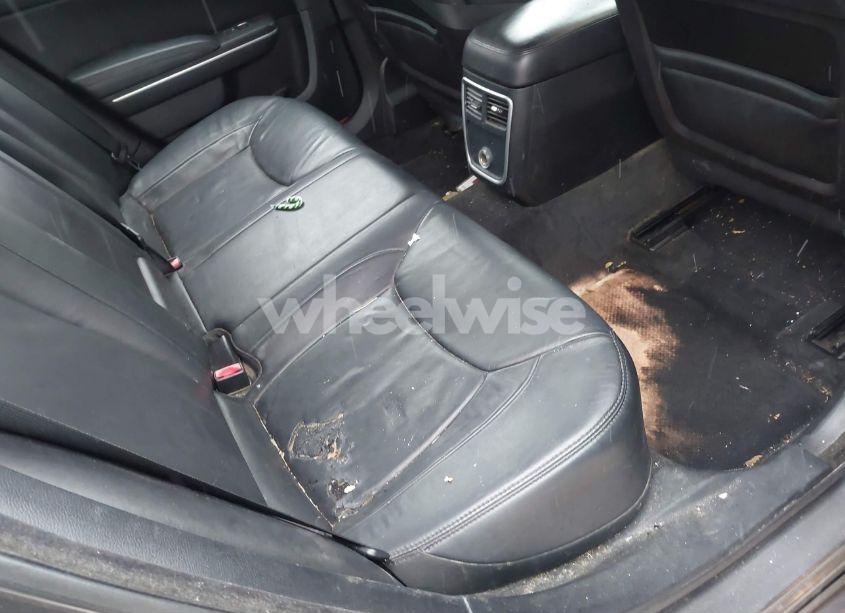 Photo 8 of 2013 Chrysler 300 MOTOWN (VIN 2C3CCARG9DH551981)