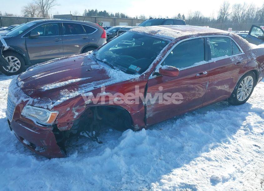 Photo 2 of 2013 Chrysler 300 MOTOWN (VIN 2C3CCARG9DH652826)