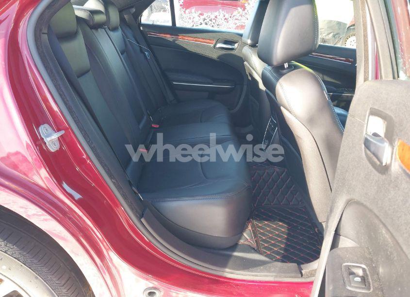 Photo 8 of 2013 Chrysler 300 MOTOWN (VIN 2C3CCARG9DH652826)