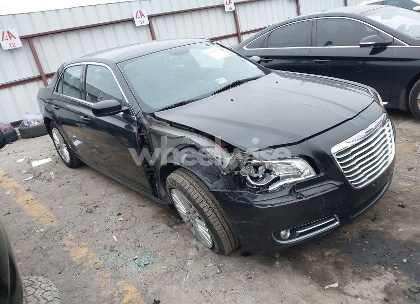2014 Chrysler 300 (VIN 2C3CCARGXEH255689) main photo