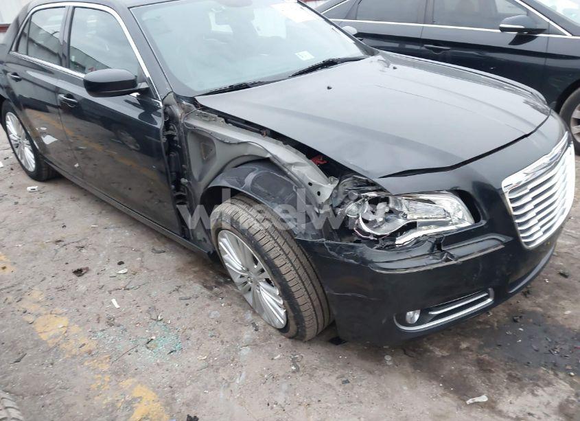 Photo 6 of 2014 Chrysler 300 (VIN 2C3CCARGXEH255689)