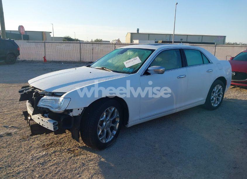 Photo 2 of 2016 Chrysler 300c PLATINUM AWD (VIN 2C3CCASG0GH191434)