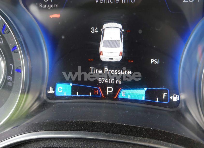 Photo 14 of 2016 Chrysler 300c PLATINUM AWD (VIN 2C3CCASG0GH305111)