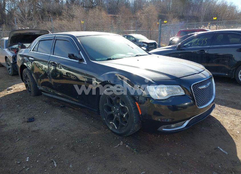 2016 Chrysler 300c PLATINUM (VIN 2C3CCASG6GH152234) main photo