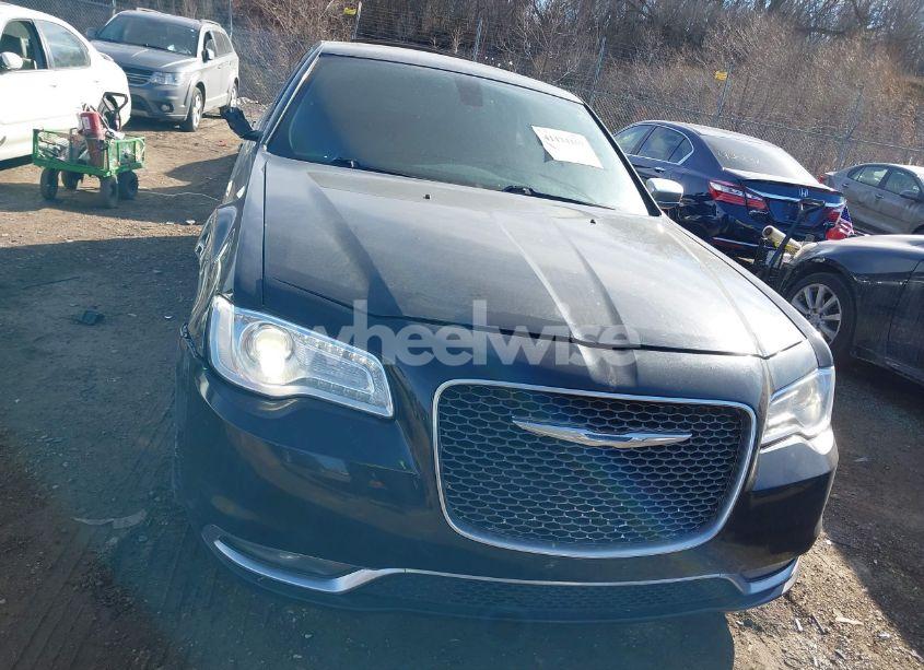 Photo 12 of 2016 Chrysler 300c PLATINUM (VIN 2C3CCASG6GH152234)