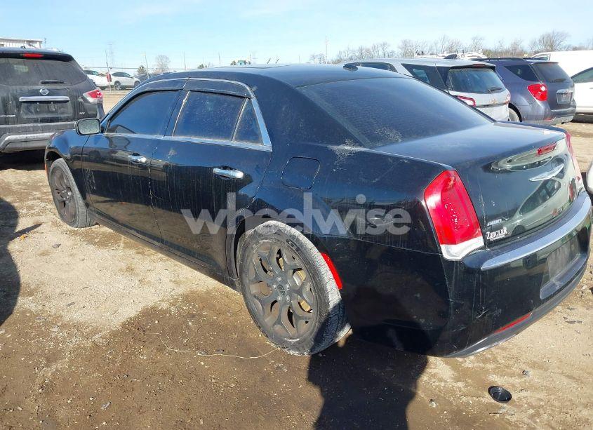Photo 3 of 2016 Chrysler 300c PLATINUM (VIN 2C3CCASG6GH152234)