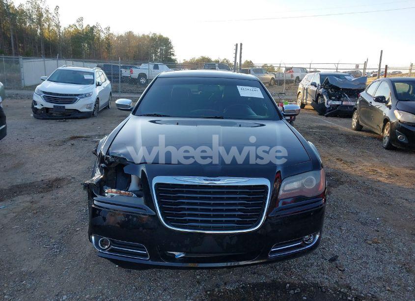Photo 13 of 2013 Chrysler 300c LUXURY SERIES AWD (VIN 2C3CCASGXDH556469)