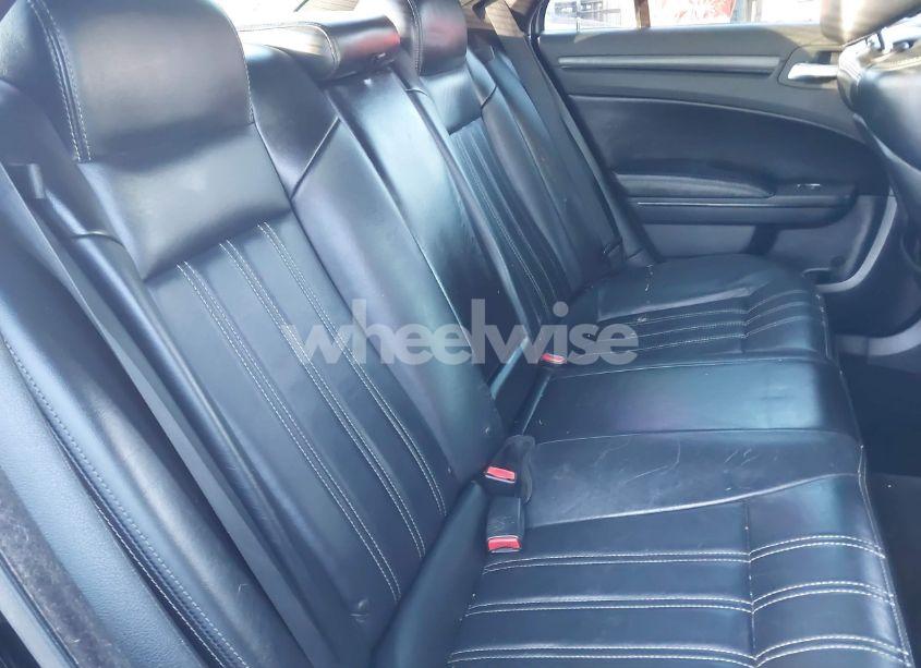 Photo 8 of 2013 Chrysler 300c LUXURY SERIES AWD (VIN 2C3CCASGXDH556469)