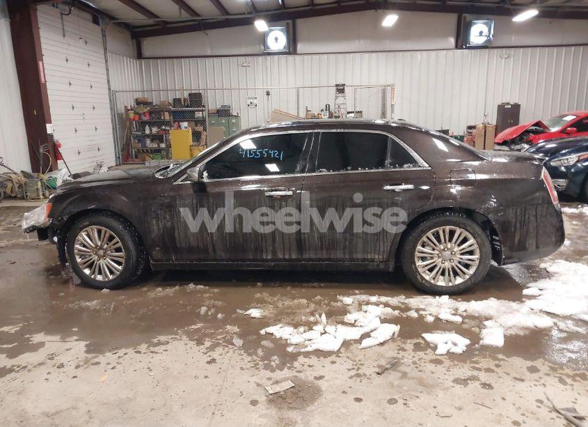 Photo 14 of 2012 Chrysler 300c LUXURY SERIES AWD (VIN 2C3CCAST7CH314282)