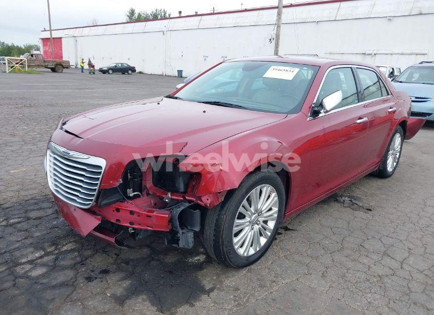 Photo 2 of 2013 Chrysler 300c LUXURY SERIES AWD (VIN 2C3CCAST8DH564518)