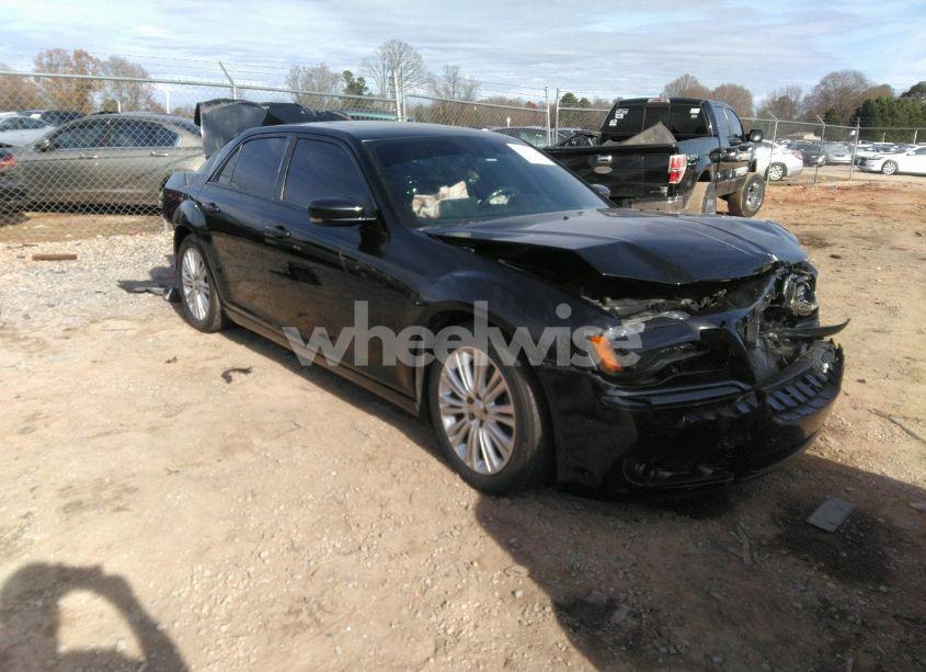 2012 Chrysler 300c LUXURY SERIES AWD (VIN 2C3CCAST9CH261603) main photo