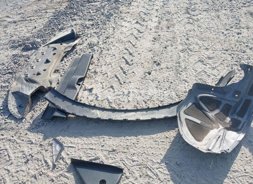 Photo 12 of 2019 Dodge Charger POLICE RWD (VIN 2C3CDXAT0KH688698)