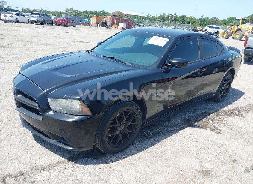 Photo 2 of 2013 Dodge Charger POLICE (VIN 2C3CDXAT1DH716317)