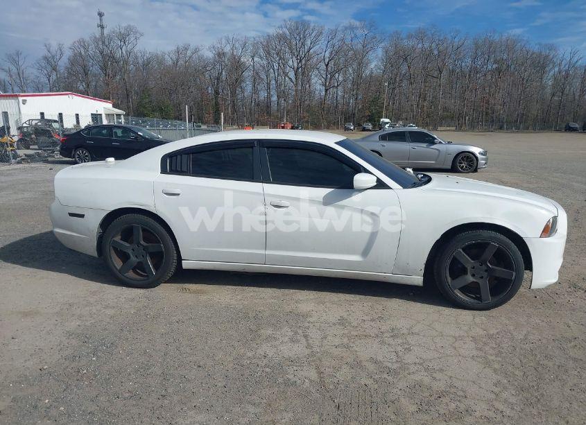 Photo 12 of 2014 Dodge Charger POLICE (VIN 2C3CDXAT1EH245576)