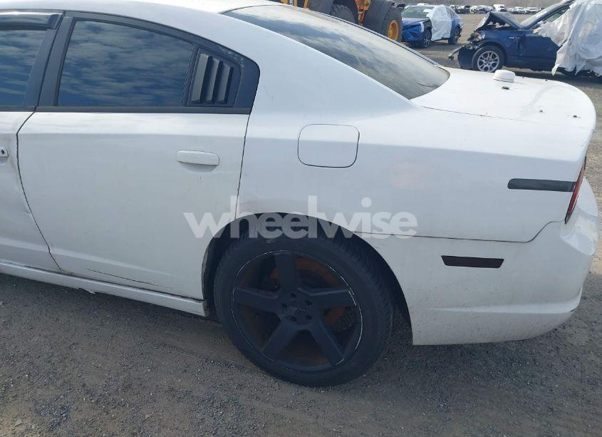 Photo 6 of 2014 Dodge Charger POLICE (VIN 2C3CDXAT1EH245576)