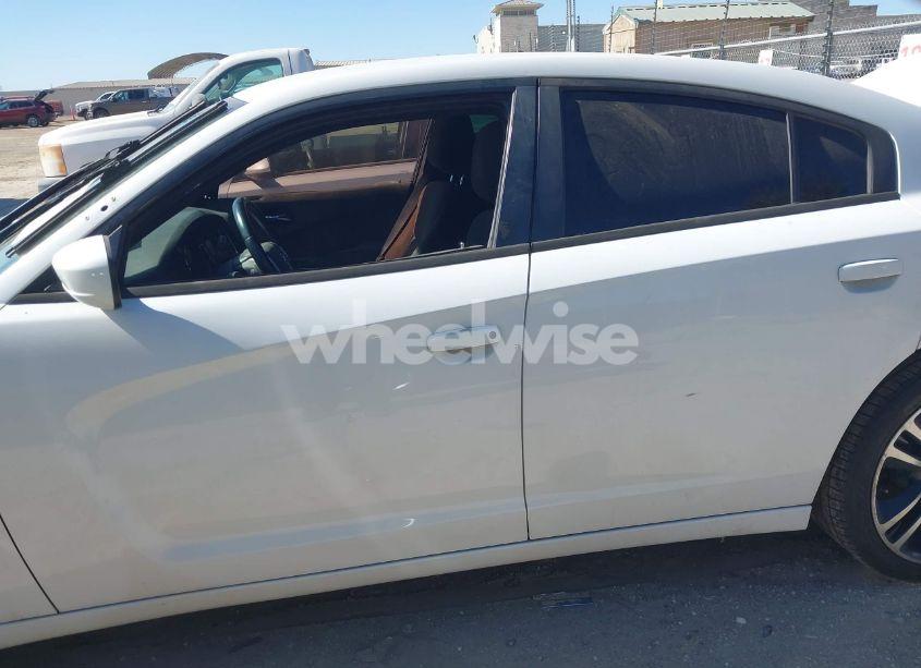 Photo 14 of 2014 Dodge Charger POLICE (VIN 2C3CDXAT7EH186677)