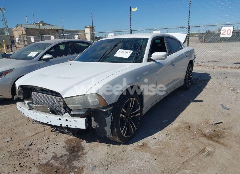 Photo 2 of 2014 Dodge Charger POLICE (VIN 2C3CDXAT7EH186677)