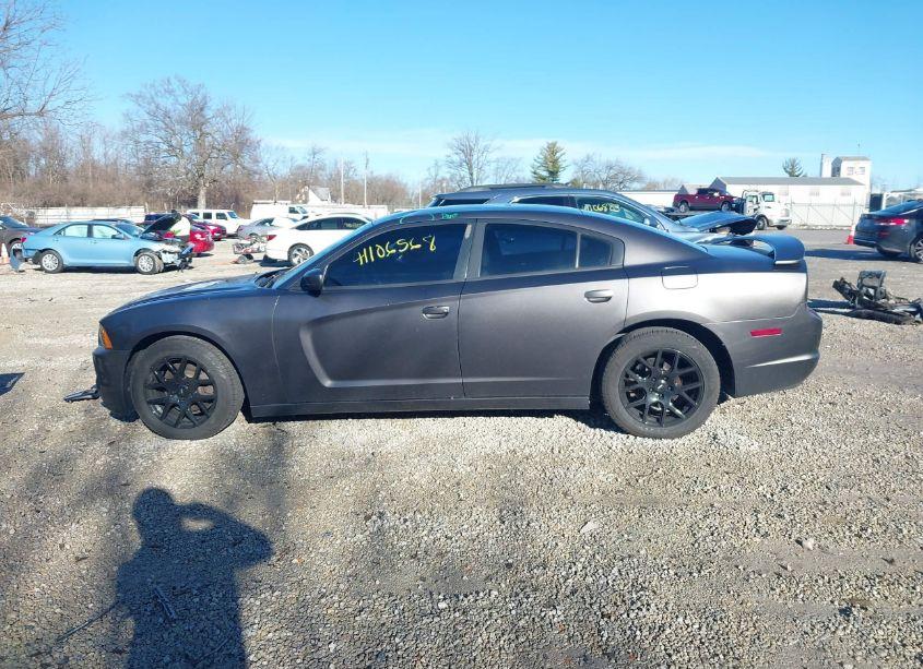 Photo 14 of 2013 Dodge Charger SE (VIN 2C3CDXBG0DH542385)