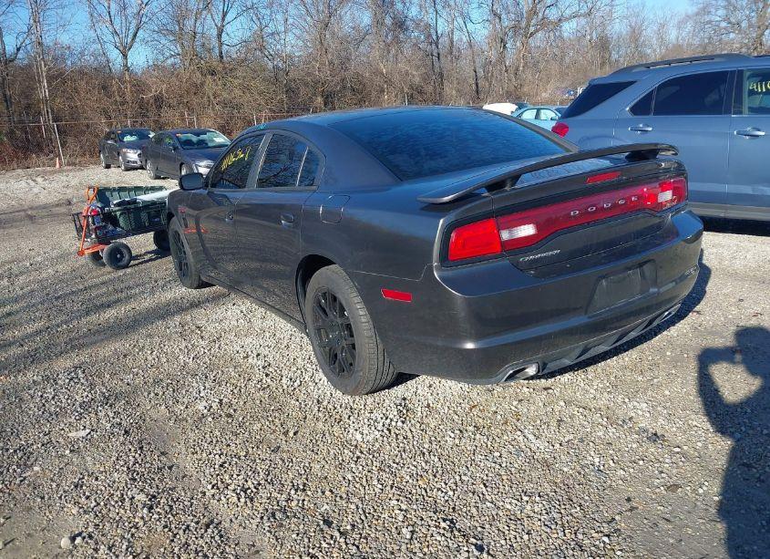 Photo 3 of 2013 Dodge Charger SE (VIN 2C3CDXBG0DH542385)