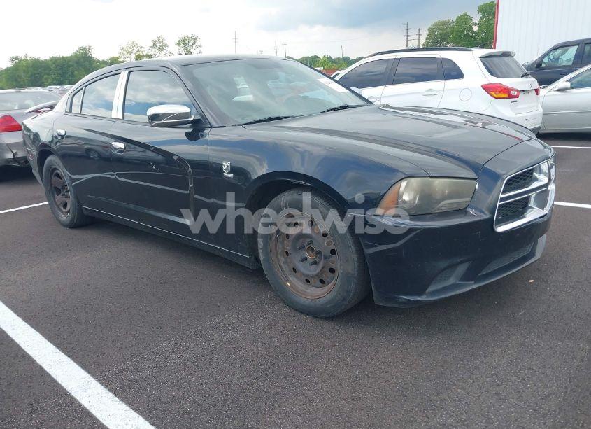 2013 Dodge Charger SE (VIN 2C3CDXBG0DH624875) main photo