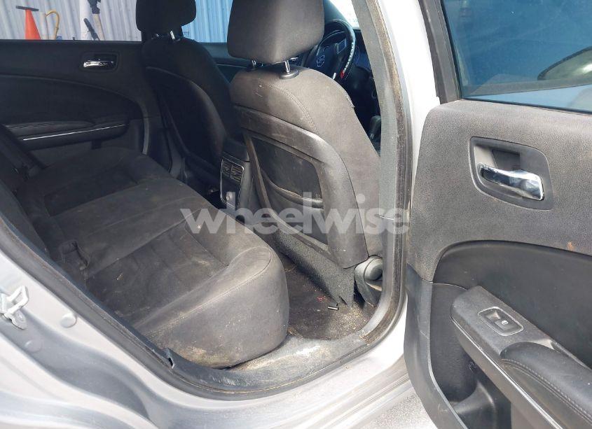 Photo 8 of 2013 Dodge Charger SE (VIN 2C3CDXBG0DH625170)