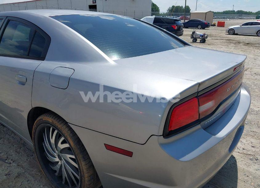 Photo 11 of 2013 Dodge Charger SE (VIN 2C3CDXBG0DH639988)