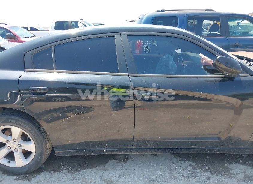 Photo 14 of 2014 Dodge Charger SE (VIN 2C3CDXBG0EH315084)