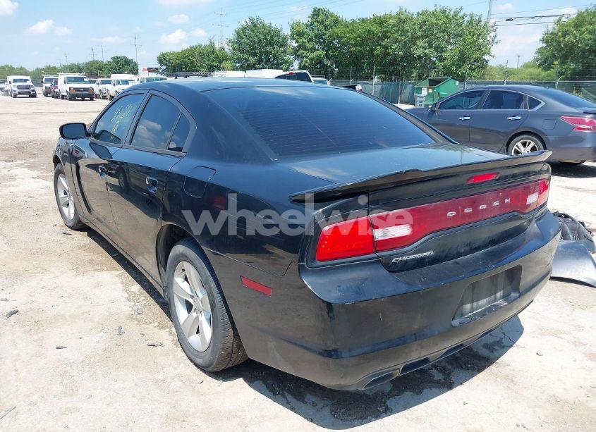 Photo 3 of 2014 Dodge Charger SE (VIN 2C3CDXBG0EH315084)