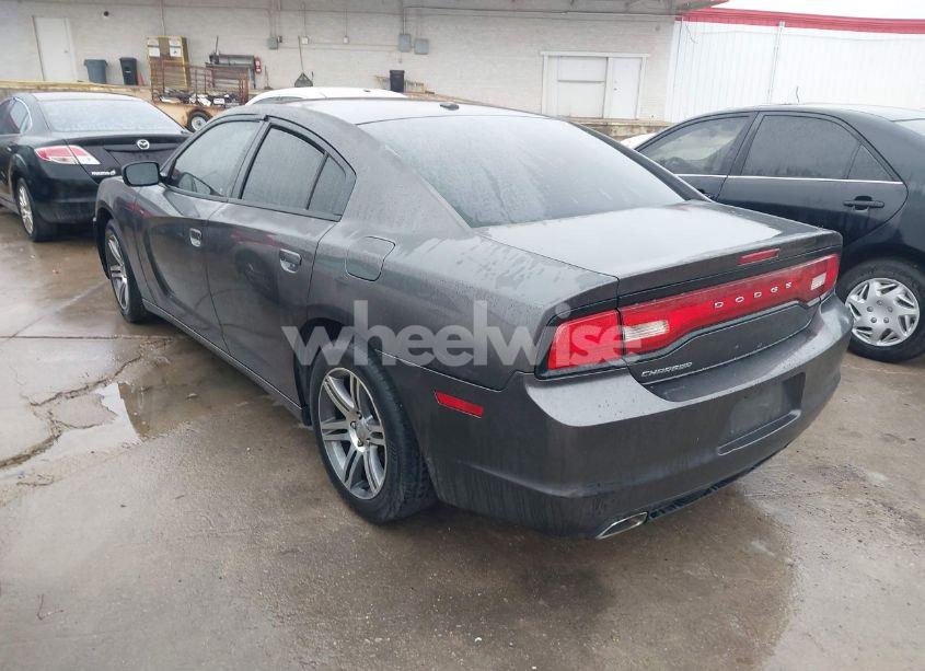 Photo 3 of 2014 Dodge Charger SE (VIN 2C3CDXBG0EH321757)
