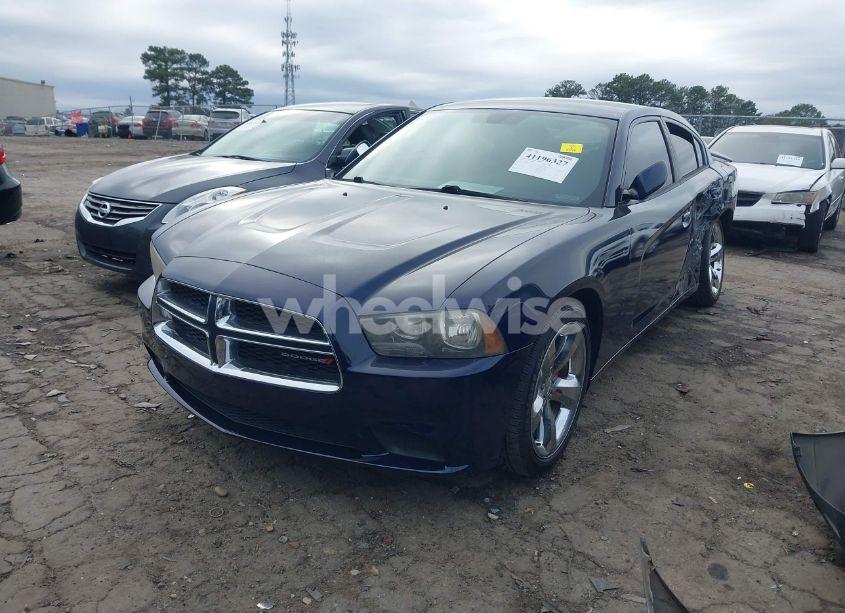 Photo 2 of 2014 Dodge Charger SE (VIN 2C3CDXBG0EH344696)