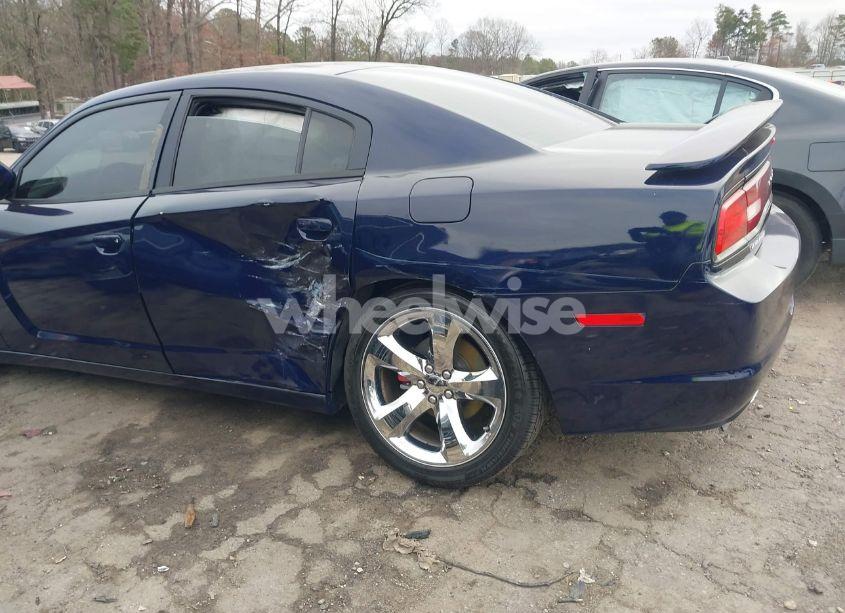 Photo 6 of 2014 Dodge Charger SE (VIN 2C3CDXBG0EH344696)