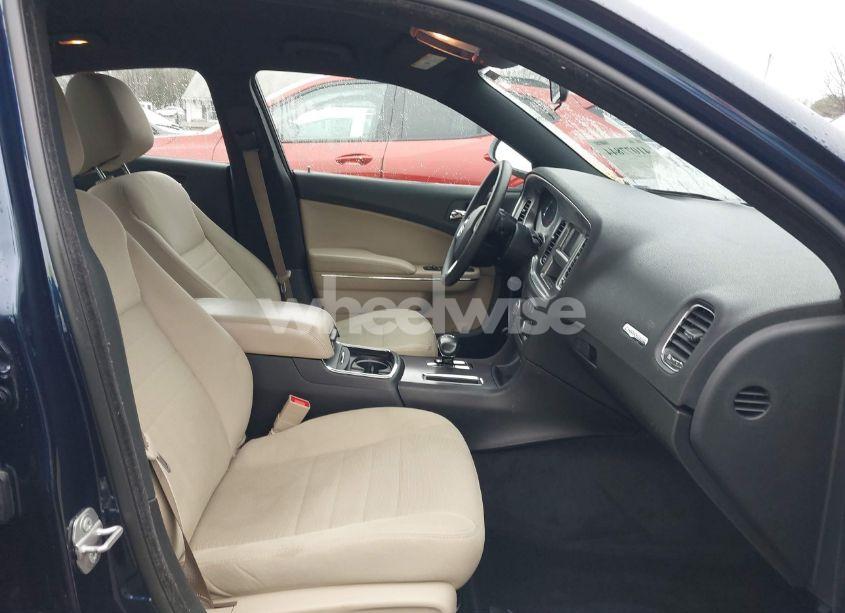 Photo 5 of 2014 Dodge Charger SE (VIN 2C3CDXBG0EH361918)