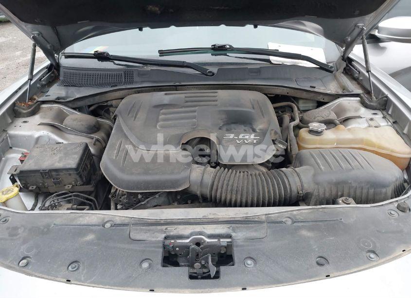 Photo 10 of 2015 Dodge Charger SE (VIN 2C3CDXBG0FH717057)