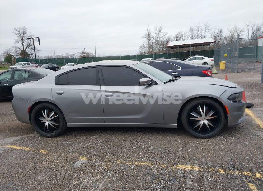 Photo 13 of 2015 Dodge Charger SE (VIN 2C3CDXBG0FH717057)