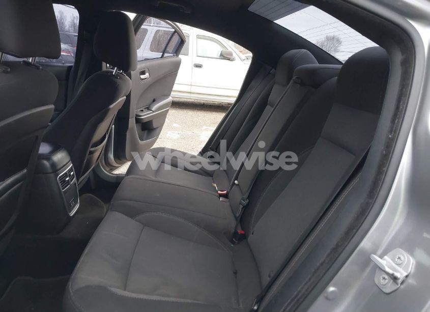 Photo 8 of 2015 Dodge Charger SE (VIN 2C3CDXBG0FH717057)