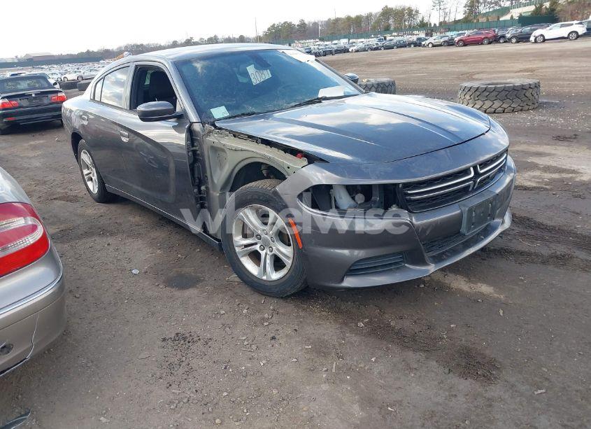 2015 Dodge Charger SE (VIN 2C3CDXBG0FH751757) main photo