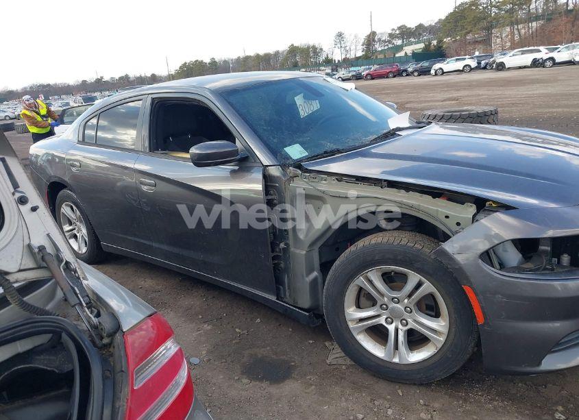 Photo 13 of 2015 Dodge Charger SE (VIN 2C3CDXBG0FH751757)