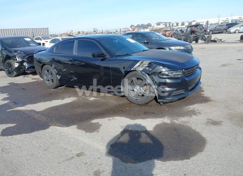2015 Dodge Charger SE (VIN 2C3CDXBG0FH762144) main photo