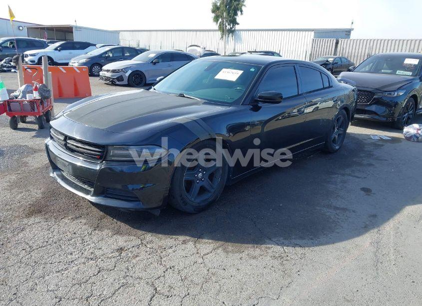 Photo 2 of 2015 Dodge Charger SE (VIN 2C3CDXBG0FH762144)