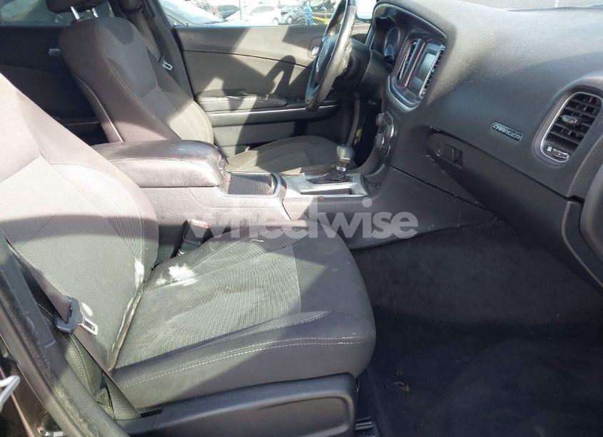 Photo 5 of 2015 Dodge Charger SE (VIN 2C3CDXBG0FH762144)